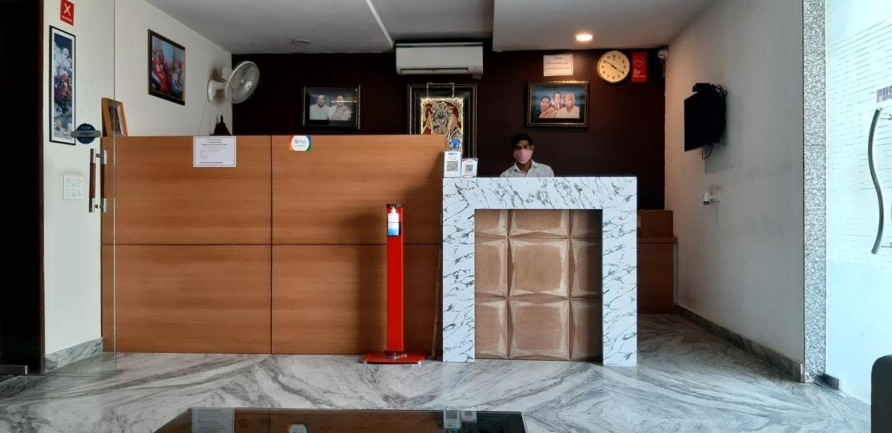 Hotel Sar Kamla Dham Skd Vrindavan Fully Vaccinated Staff Zewnętrze zdjęcie