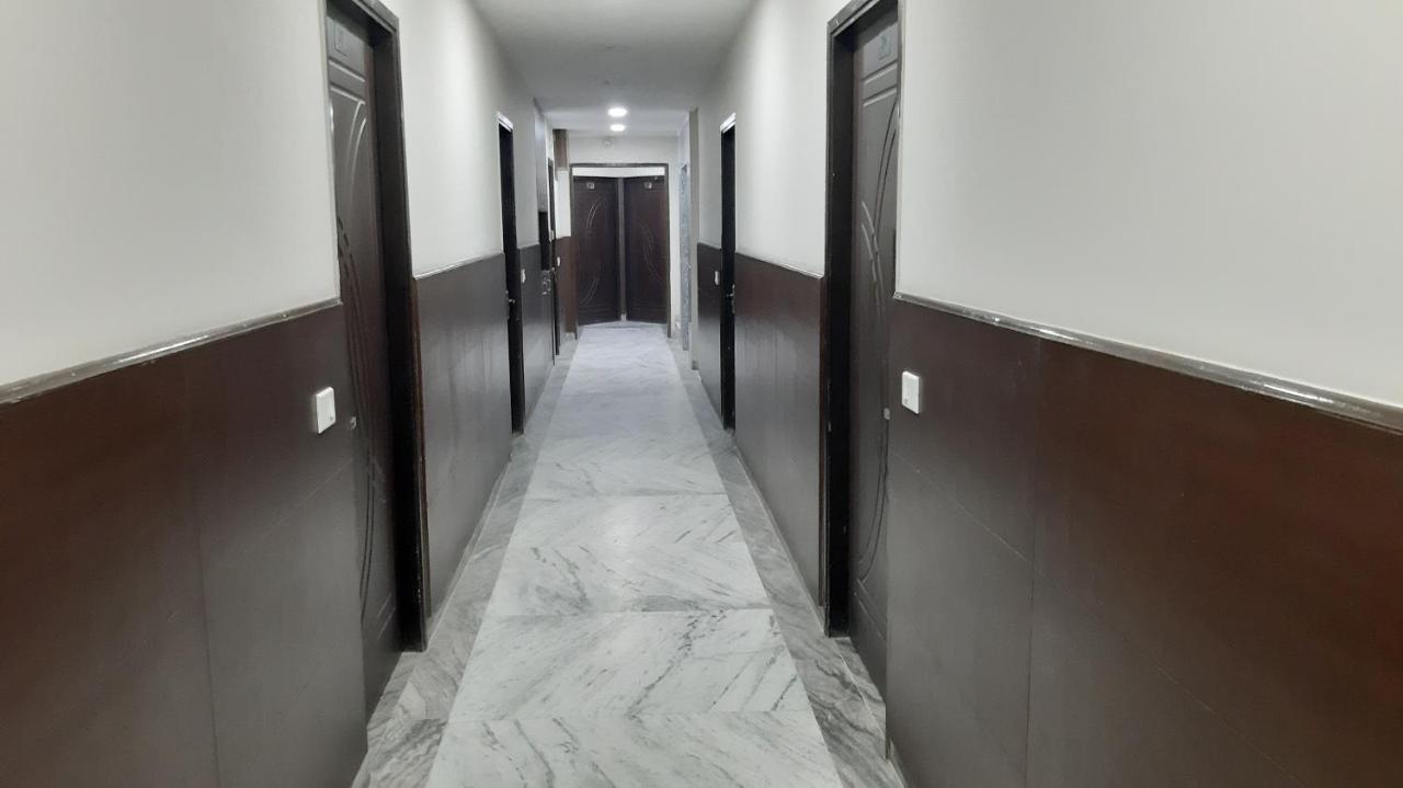 Hotel Sar Kamla Dham Skd Vrindavan Fully Vaccinated Staff Zewnętrze zdjęcie