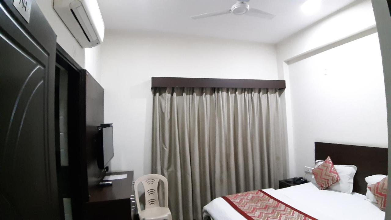 Hotel Sar Kamla Dham Skd Vrindavan Fully Vaccinated Staff Zewnętrze zdjęcie