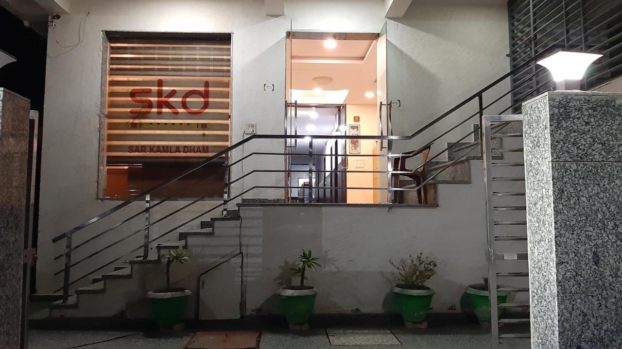 Hotel Sar Kamla Dham Skd Vrindavan Fully Vaccinated Staff Zewnętrze zdjęcie
