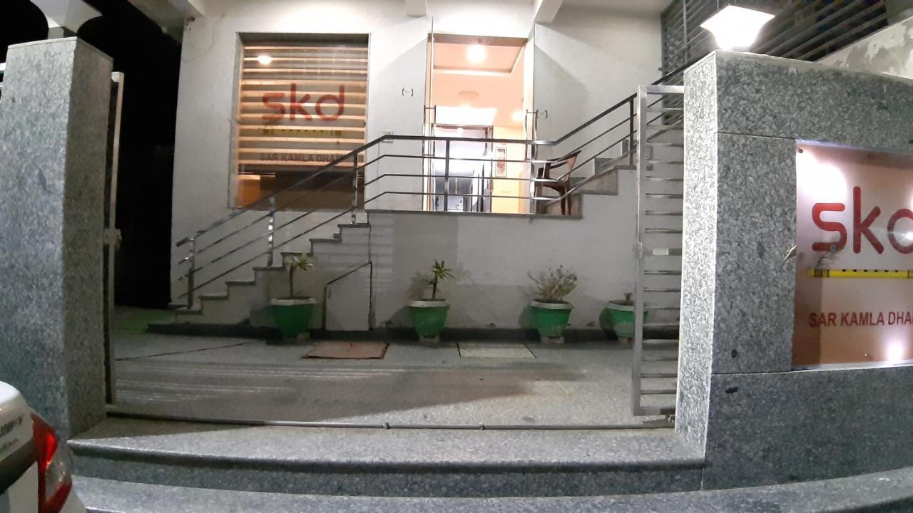 Hotel Sar Kamla Dham Skd Vrindavan Fully Vaccinated Staff Zewnętrze zdjęcie