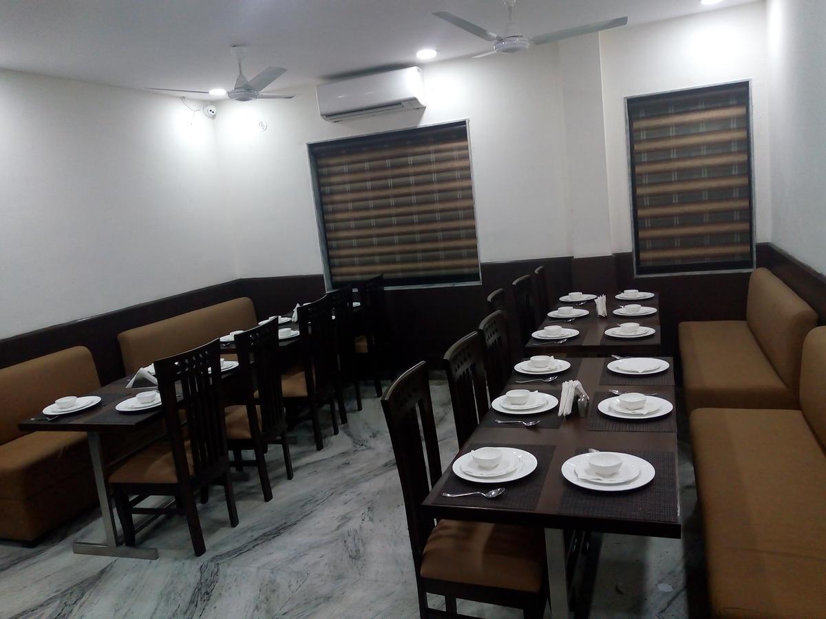 Hotel Sar Kamla Dham Skd Vrindavan Fully Vaccinated Staff Zewnętrze zdjęcie