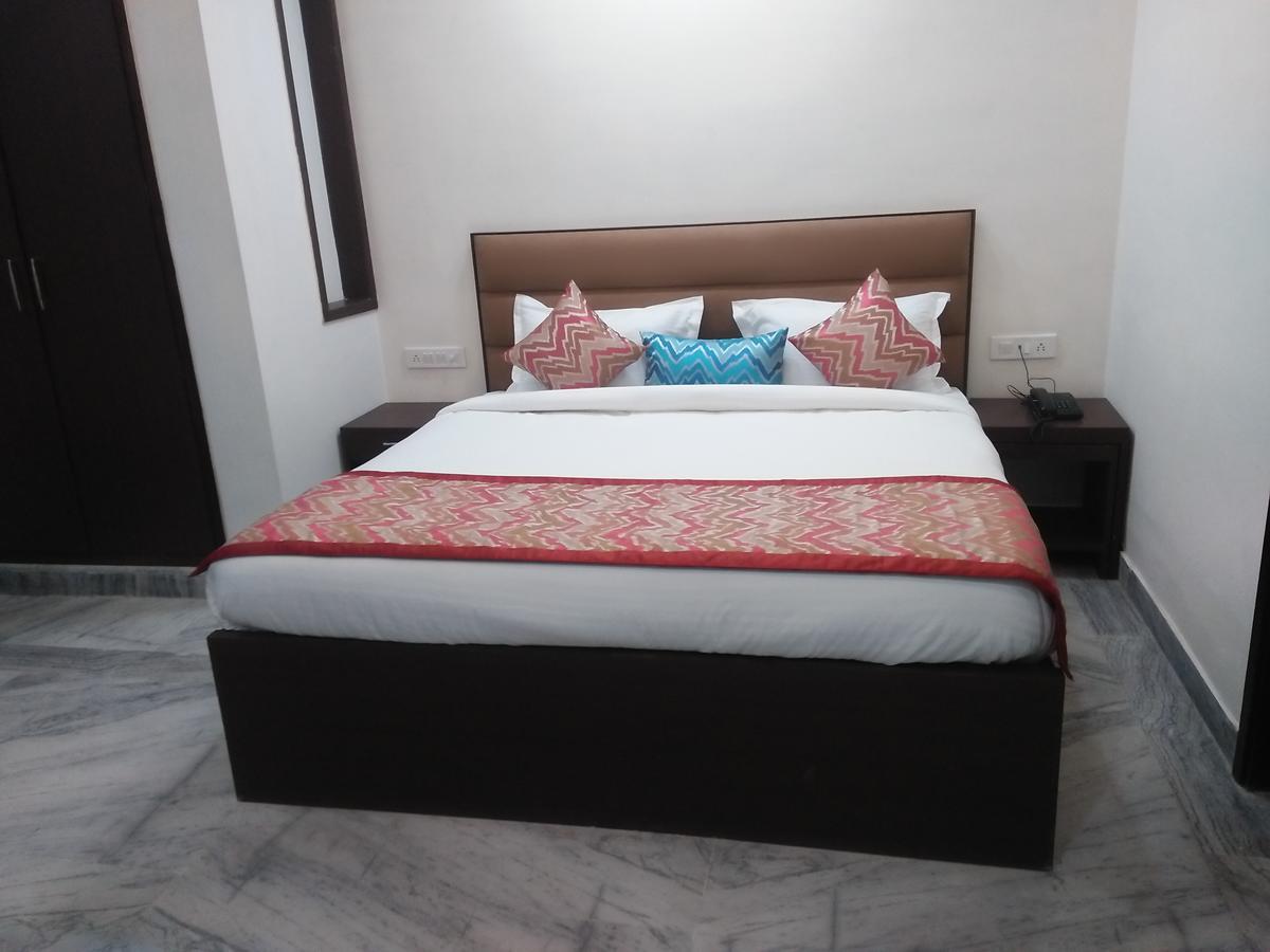 Hotel Sar Kamla Dham Skd Vrindavan Fully Vaccinated Staff Zewnętrze zdjęcie
