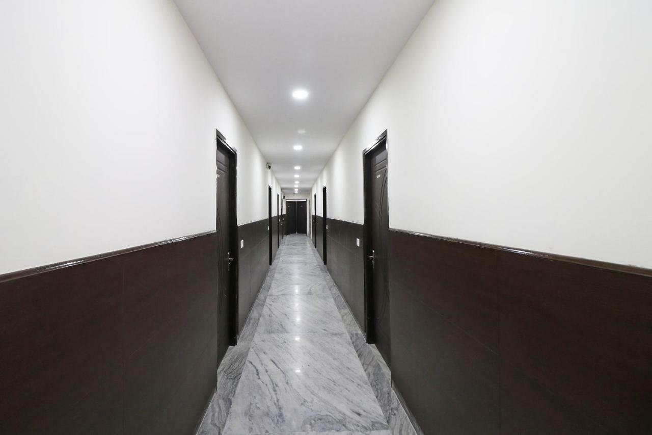 Hotel Sar Kamla Dham Skd Vrindavan Fully Vaccinated Staff Zewnętrze zdjęcie