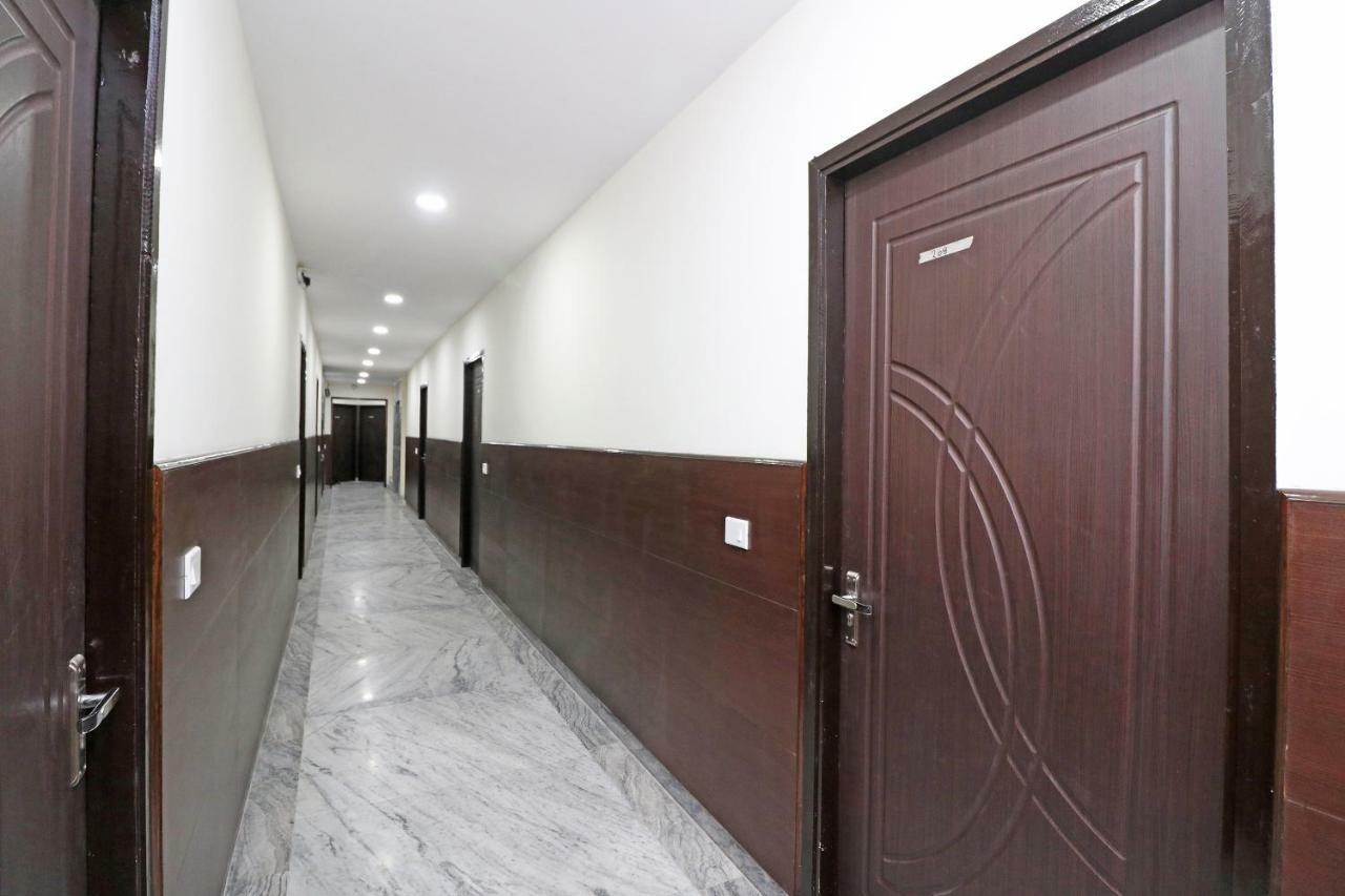 Hotel Sar Kamla Dham Skd Vrindavan Fully Vaccinated Staff Zewnętrze zdjęcie